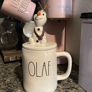 Rae Dunn Olaf Mug W/Topper